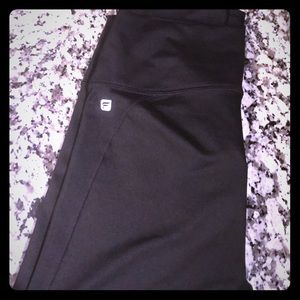 NWT L Fabletics Lisette 7/8 Leggings